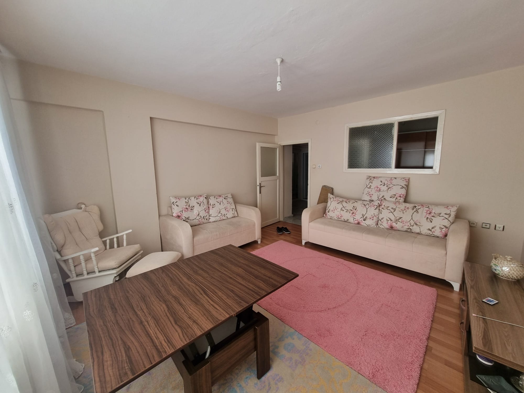 Orhangazi caddesinde 2+1 eşyalı kiralık daire