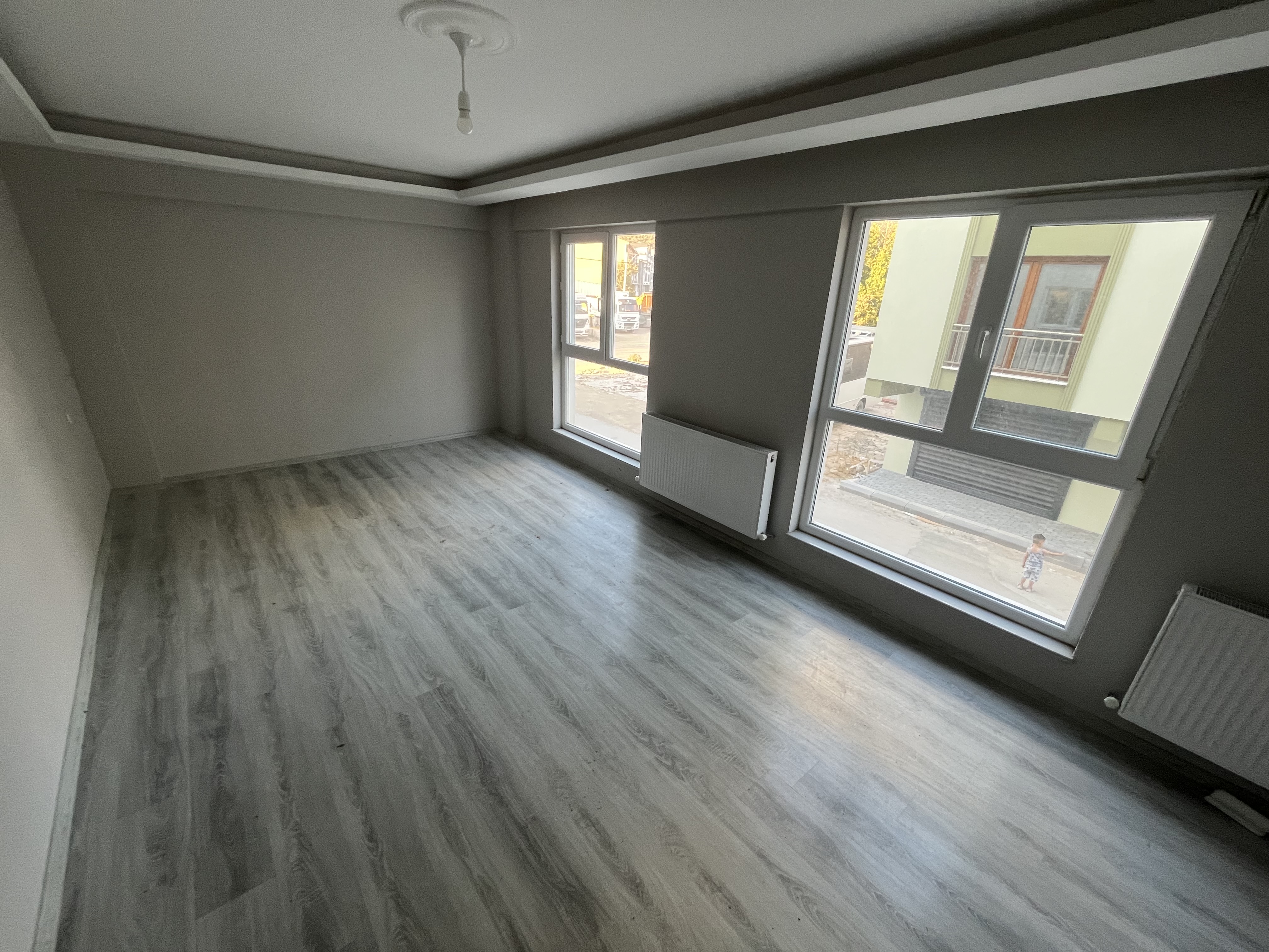 HASTANE YOLUNDA 2+1 SATILIK DAİRE
